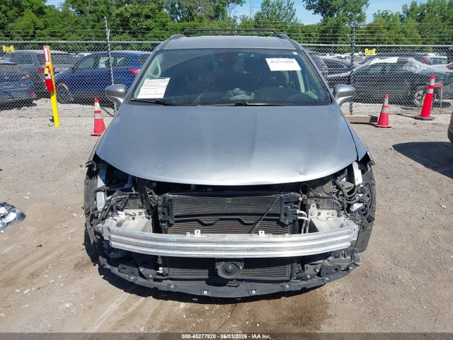 Aukcja sprzedaży 2017 Chrysler Pacifica Touring-l Plus, vin: 2C4RC1EG2HR796648, numer aukcji: 45277920