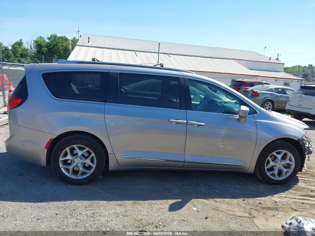Aukcja sprzedaży 2017 Chrysler Pacifica Touring-l Plus, vin: 2C4RC1EG2HR796648, numer aukcji: 45277920