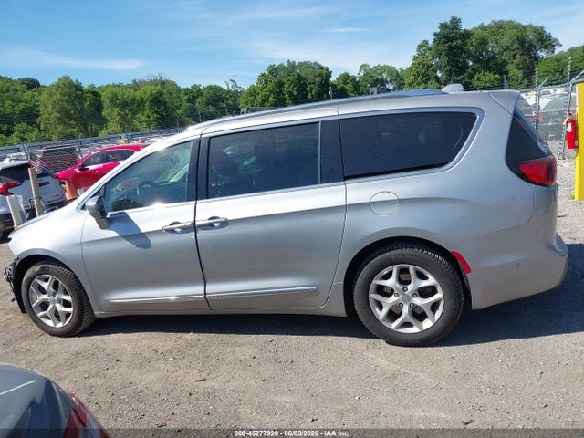 Aukcja sprzedaży 2017 Chrysler Pacifica Touring-l Plus, vin: 2C4RC1EG2HR796648, numer aukcji: 45277920