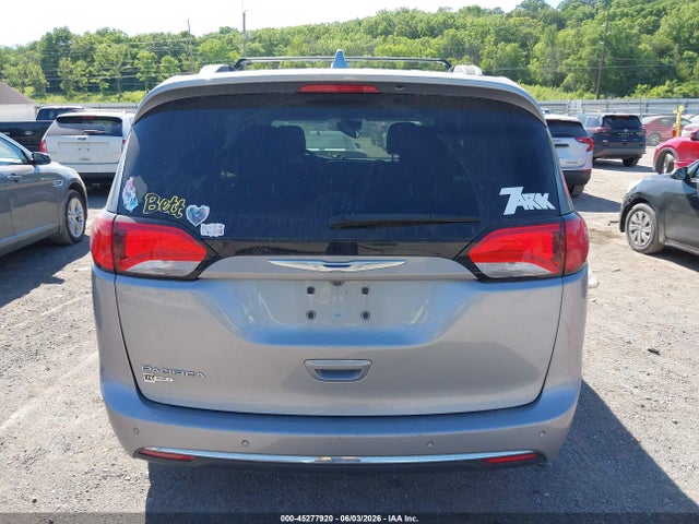 Aukcja sprzedaży 2017 Chrysler Pacifica Touring-l Plus, vin: 2C4RC1EG2HR796648, numer aukcji: 45277920