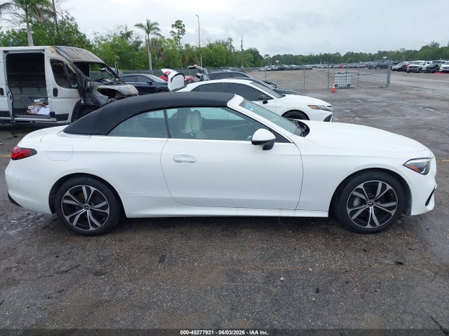 W1KMK4HB7SF055348 Mercedes-Benz Cle 300 4matic