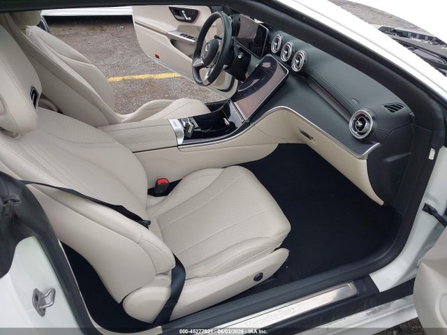 W1KMK4HB7SF055348 Mercedes-Benz Cle 300 4matic