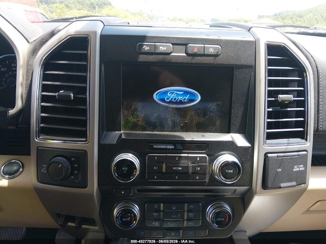 45277926 :رقم المزاد ، 1FTEW1EG0HFA52561 vin ، 2017 Ford F-150 Lariat مزاد بيع