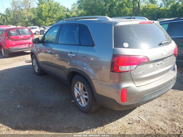 2015 Kia Sorento Lx მანქანა იყიდება აუქციონზე, vin: 5XYKTCA63FG597538, აუქციონის ნომერი: 45277930