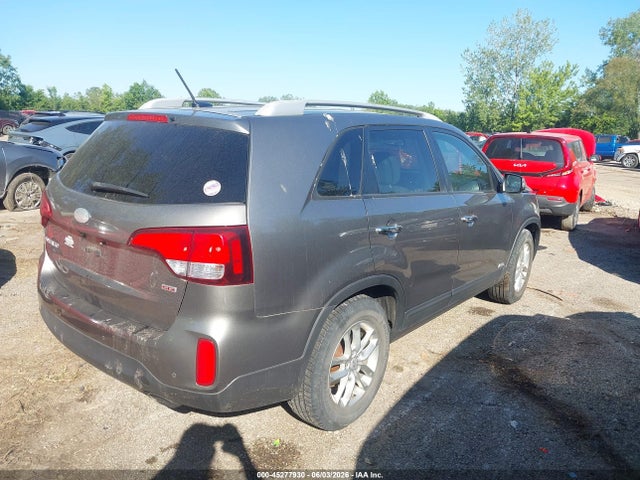 2015 Kia Sorento Lx მანქანა იყიდება აუქციონზე, vin: 5XYKTCA63FG597538, აუქციონის ნომერი: 45277930