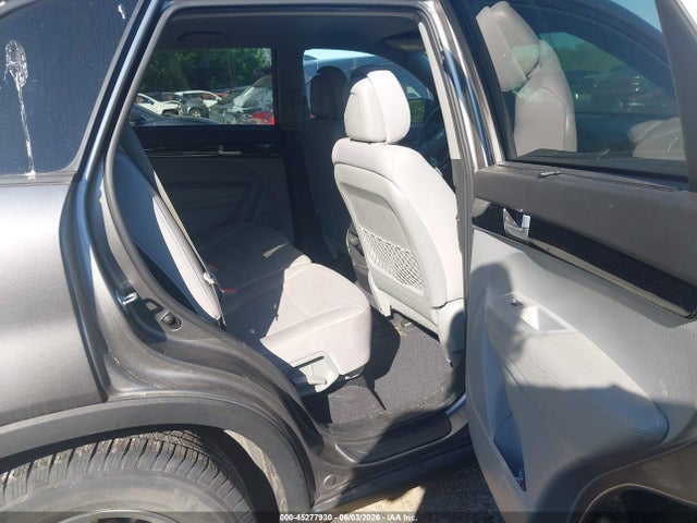 2015 Kia Sorento Lx მანქანა იყიდება აუქციონზე, vin: 5XYKTCA63FG597538, აუქციონის ნომერი: 45277930