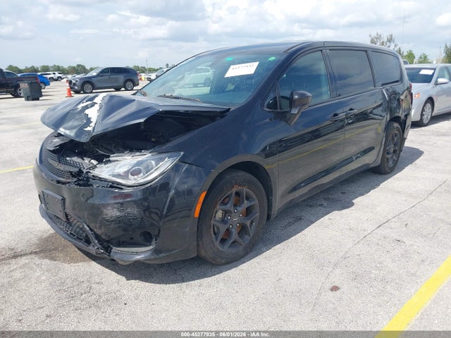Продаж на аукціоні авто 2019 Chrysler Pacifica Touring Plus, vin: 2C4RC1FGXKR523172, номер лоту: 45277935