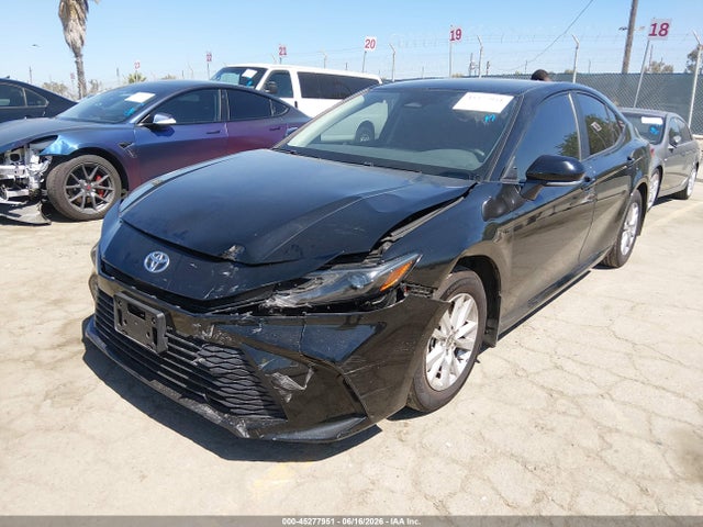 Toyota CAMRY LE 2025 4T1DAACK9SU044085 Image 2