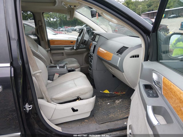 Продаж на аукціоні авто 2010 Chrysler Town & Country Limited, vin: 2A4RR6DX8AR152715, номер лоту: 45277957