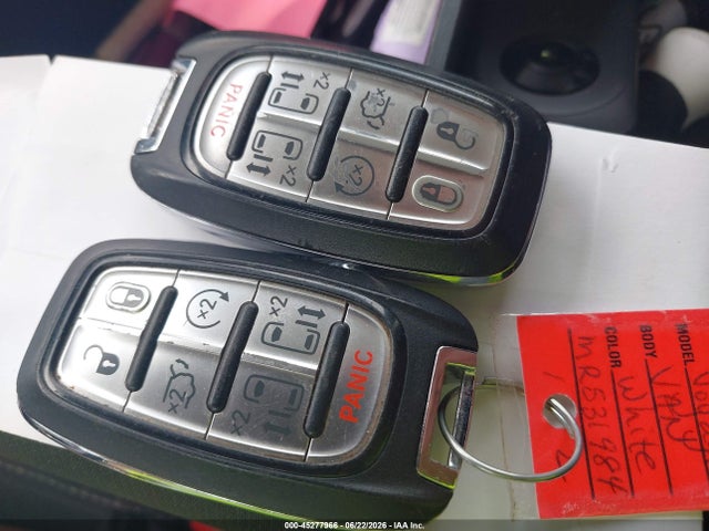 Продаж на аукціоні авто 2021 Chrysler Voyager Lxi, vin: 2C4RC1DG4MR531984, номер лоту: 45277966