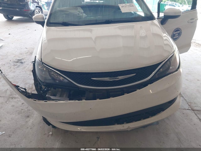 Продажа на аукционе авто 2021 Chrysler Voyager Lxi, vin: 2C4RC1DG4MR531984, номер лота: 45277966