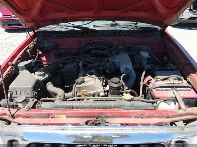 45278012 :رقم المزاد ، 5TEWM72N22Z883764 vin ، 2002 Toyota Tacoma مزاد بيع