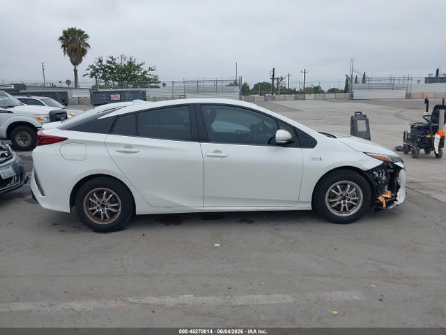 Toyota Prius Prime Xle 2020 JTDKARFP9L3143126 Image 13