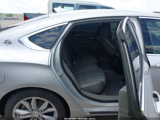 Chevrolet IMPALA 1LT 2017 2G1105S34H9190260 Image 8
