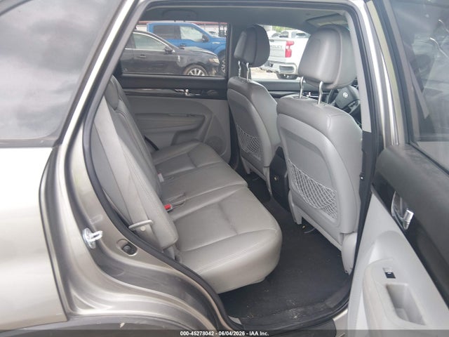 45278042 :رقم المزاد ، 5XYKT3A10BG027687 vin ، 2011 Kia Sorento Lx مزاد بيع
