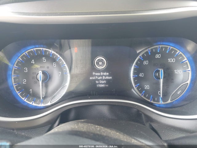 45278106 :رقم المزاد ، 2C4RC1BGXMR524461 vin ، 2021 Chrysler Pacifica Touring L مزاد بيع