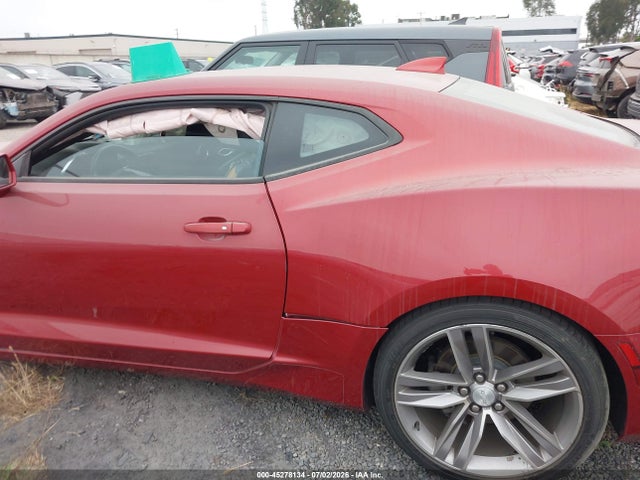 1G1FD1RSXJ0148613 Chevrolet Camaro 2lt