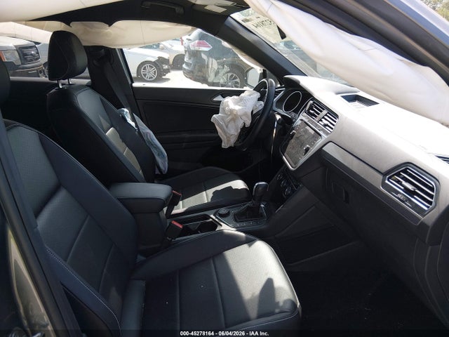 45278164 :رقم المزاد ، 3VV2B7AX0MM054894 vin ، 2021 Volkswagen Tiguan 2.0t Se/2.0t Se R-line Black/2.0t Sel مزاد بيع