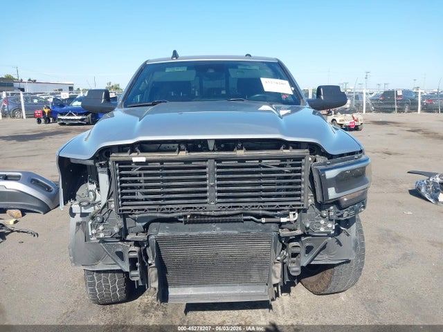 3C6UR5FL7MG579745 RAM 2500 Laramie 4x4 6&#039;4 Box