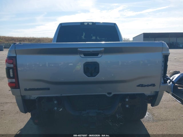3C6UR5FL7MG579745 RAM 2500 Laramie 4x4 6&#039;4 Box