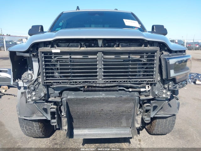 3C6UR5FL7MG579745 RAM 2500 Laramie 4x4 6&#039;4 Box