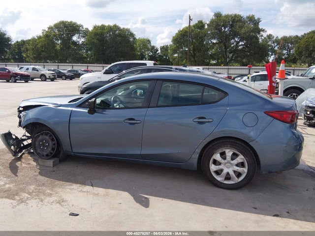 Продажа на аукционе авто 2016 Mazda Mazda3 I Sport, vin: 3MZBM1T74GM307638, номер лота: 45278257