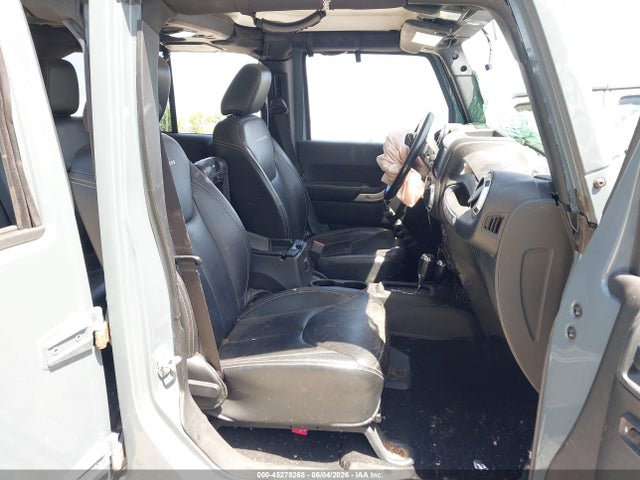 45278268 :رقم المزاد ، 1C4BJWFGXFL548737 vin ، 2015 Jeep Wrangler Unlimited Rubicon Hard Rock مزاد بيع