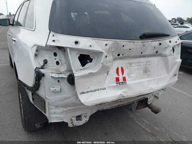 Продажа на аукционе авто 2017 Kia Sorento 2.4l Lx, vin: 5XYPG4A32HG195003, номер лота: 45278282