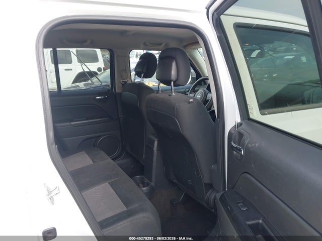 1C4NJPBA1ED690469 Jeep Patriot Sport