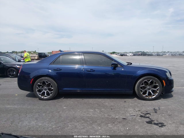 Продажа на аукционе авто 2015 Chrysler 300 300s, vin: 2C3CCABG9FH763664, номер лота: 45278303
