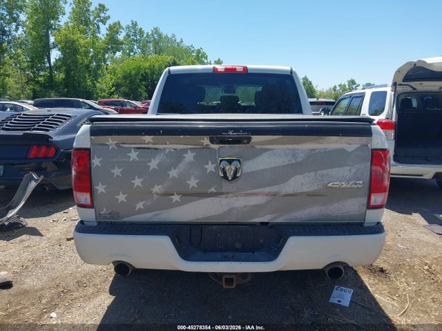 Продажа на аукционе авто 2017 Ram 1500 Express  4x4 5'7 Box, vin: 3C6RR7KT6HG792831, номер лота: 45278354