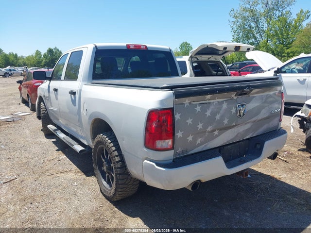 Продажа на аукционе авто 2017 Ram 1500 Express  4x4 5'7 Box, vin: 3C6RR7KT6HG792831, номер лота: 45278354