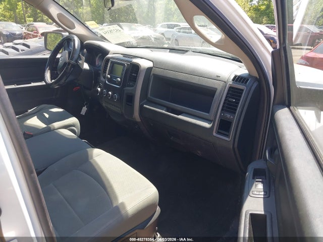 Продажа на аукционе авто 2017 Ram 1500 Express  4x4 5'7 Box, vin: 3C6RR7KT6HG792831, номер лота: 45278354