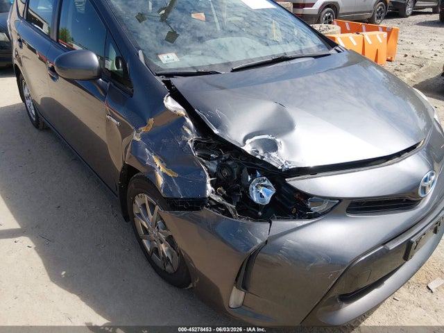 Продажа на аукционе авто 2015 Toyota Prius V Three, vin: JTDZN3EU0FJ029524, номер лота: 45278453
