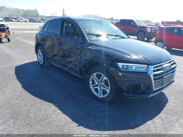 Продажа на аукционе авто 2018 Audi Q5 2.0t Premium, vin: WA1ANAFY1J2232440, номер лота: 45278517