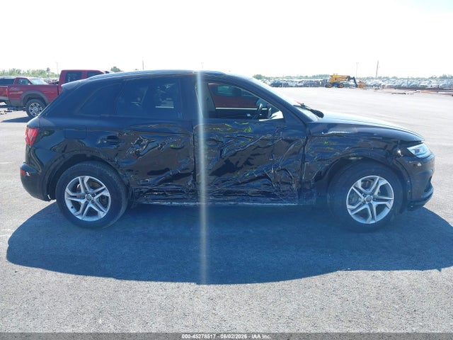 Продажа на аукционе авто 2018 Audi Q5 2.0t Premium, vin: WA1ANAFY1J2232440, номер лота: 45278517
