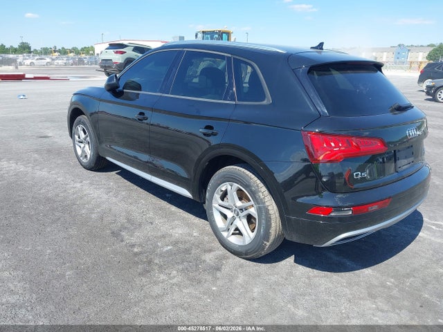Продажа на аукционе авто 2018 Audi Q5 2.0t Premium, vin: WA1ANAFY1J2232440, номер лота: 45278517