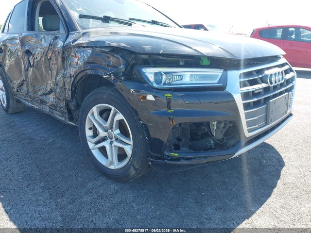 Продажа на аукционе авто 2018 Audi Q5 2.0t Premium, vin: WA1ANAFY1J2232440, номер лота: 45278517