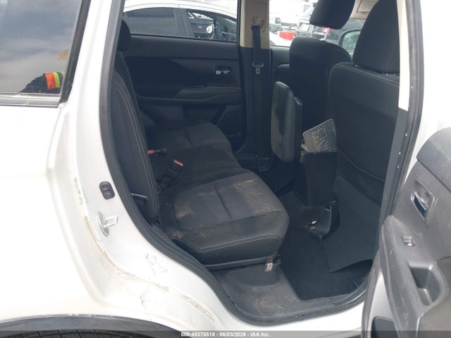 Mitsubishi Outlander Es 2016 JA4AD2A37GZ000347 Image 8