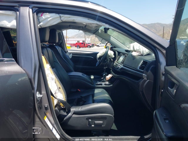 Toyota Highlander Se 2018 5TDJZRFH5JS550157 Image 5