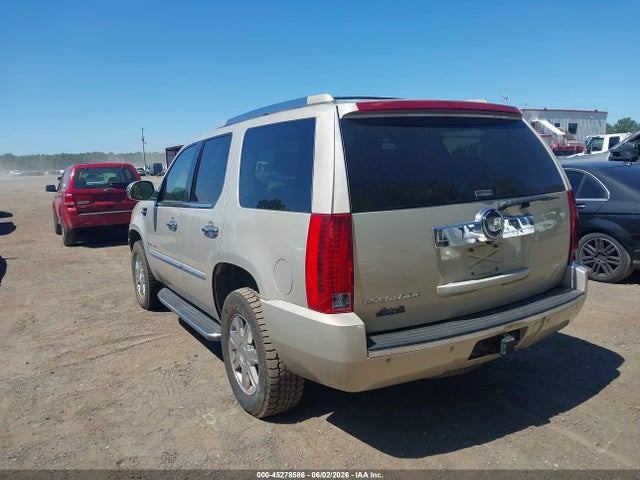 2007 Cadillac Escalade Standard მანქანა იყიდება აუქციონზე, vin: 1GYFK63837R314380, აუქციონის ნომერი: 45278586