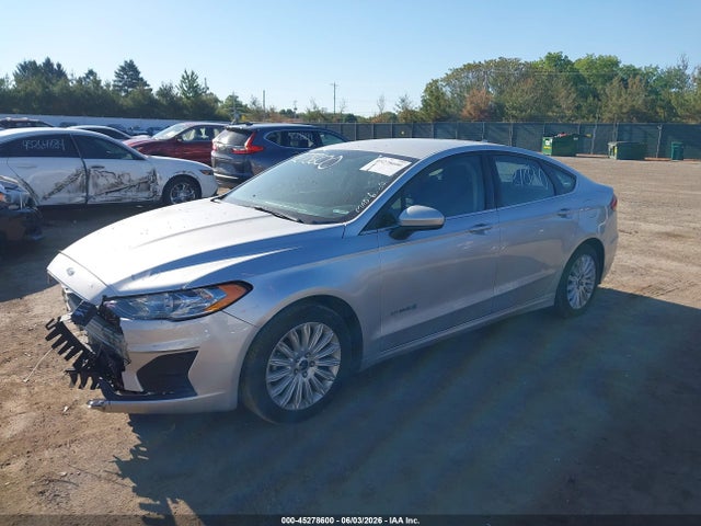 45278600 :رقم المزاد ، 3FA6P0LU1KR261859 vin ، 2019 Ford Fusion Hybrid Se مزاد بيع