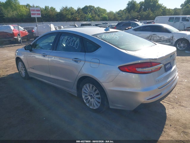 45278600 :رقم المزاد ، 3FA6P0LU1KR261859 vin ، 2019 Ford Fusion Hybrid Se مزاد بيع