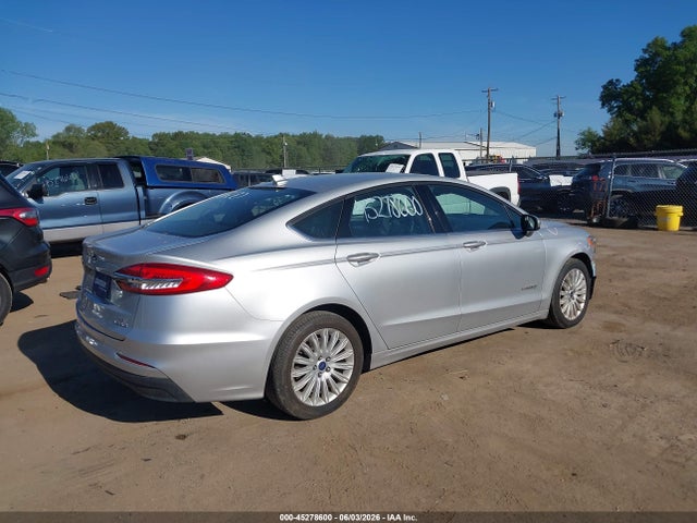 45278600 :رقم المزاد ، 3FA6P0LU1KR261859 vin ، 2019 Ford Fusion Hybrid Se مزاد بيع