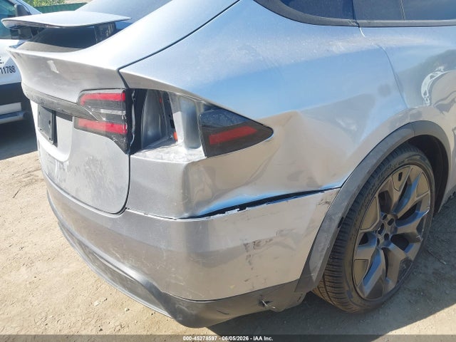 Tesla Model X All-wheel Drive 2026 7SAXCBE58TF481775 Image 24