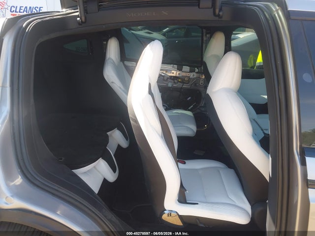 Tesla Model X All-wheel Drive 2026 7SAXCBE58TF481775 Image 8