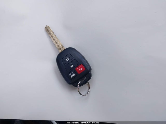 45278640 :رقم المزاد ، 5YFBURHE6FP270950 vin ، 2015 Toyota Corolla Le مزاد بيع