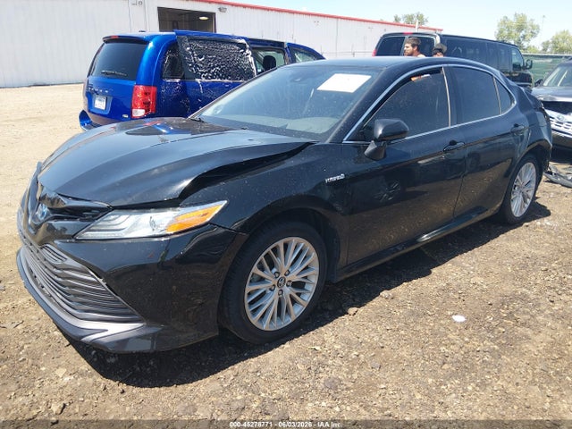 2019 Toyota Camry Hybrid Xle მანქანა იყიდება აუქციონზე, vin: 4T1B21HK2KU521923, აუქციონის ნომერი: 45278771