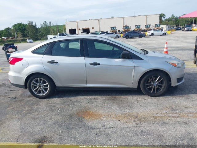 Aukcja sprzedaży 2015 Ford Focus S, vin: 1FADP3E20FL345177, numer aukcji: 45278813