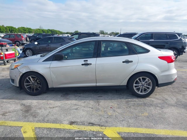 Aukcja sprzedaży 2015 Ford Focus S, vin: 1FADP3E20FL345177, numer aukcji: 45278813